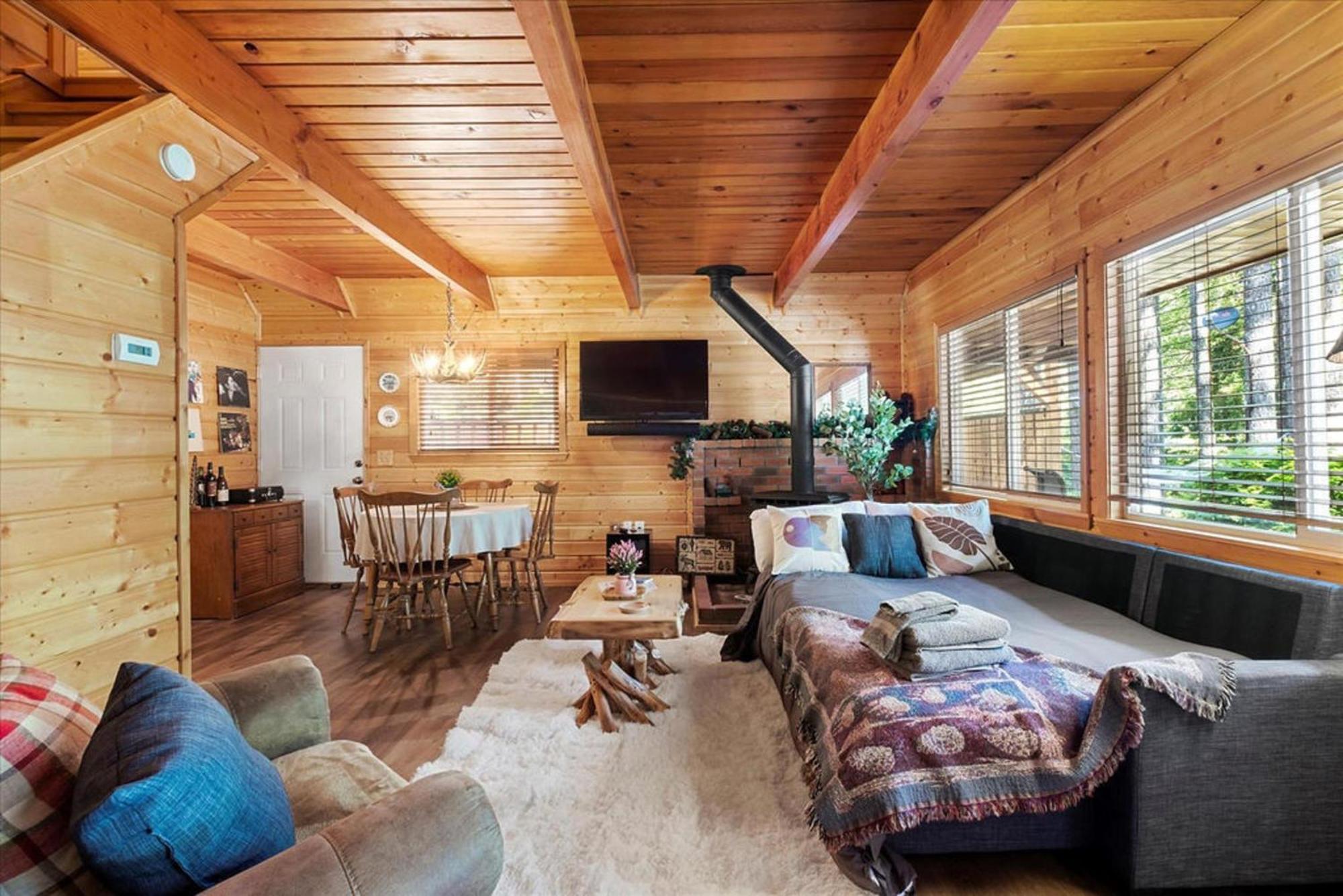 Antler House By Betterstay * Ashford